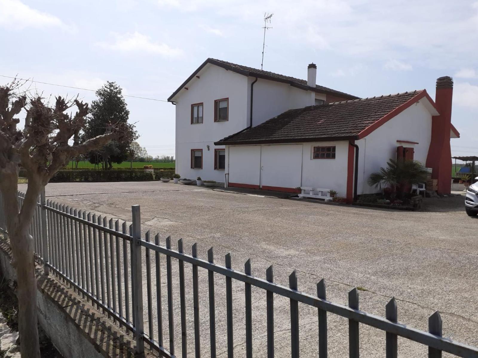 Villa Locazione Turistica Girasole Porto Tolle Exterior foto