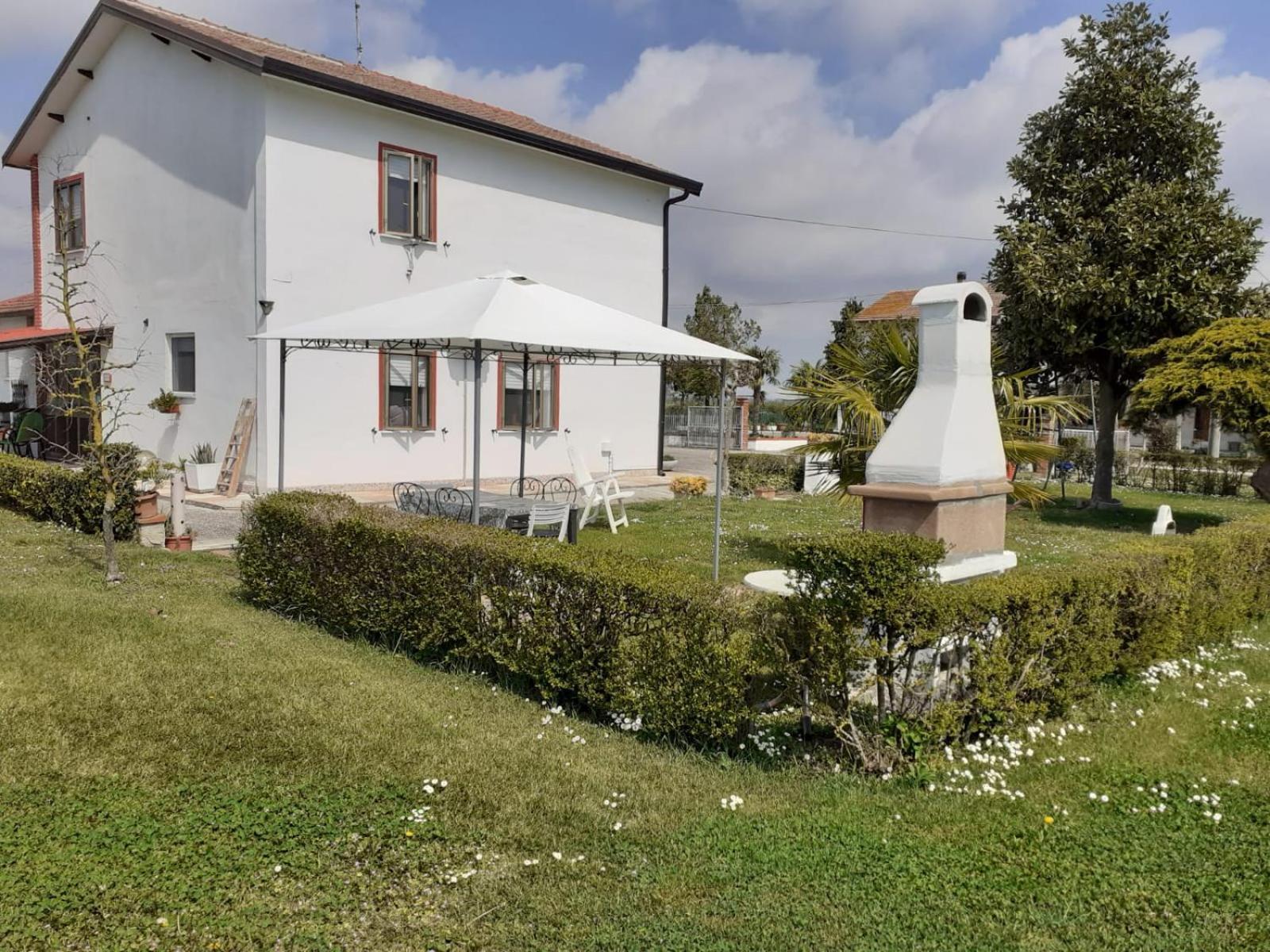 Villa Locazione Turistica Girasole Porto Tolle Exterior foto