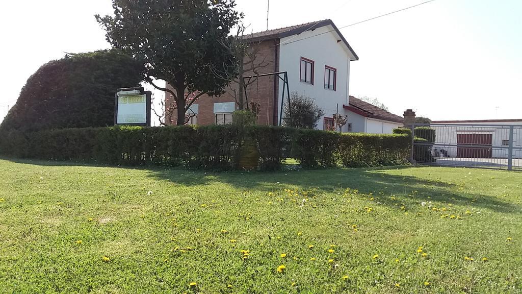 Villa Locazione Turistica Girasole Porto Tolle Exterior foto